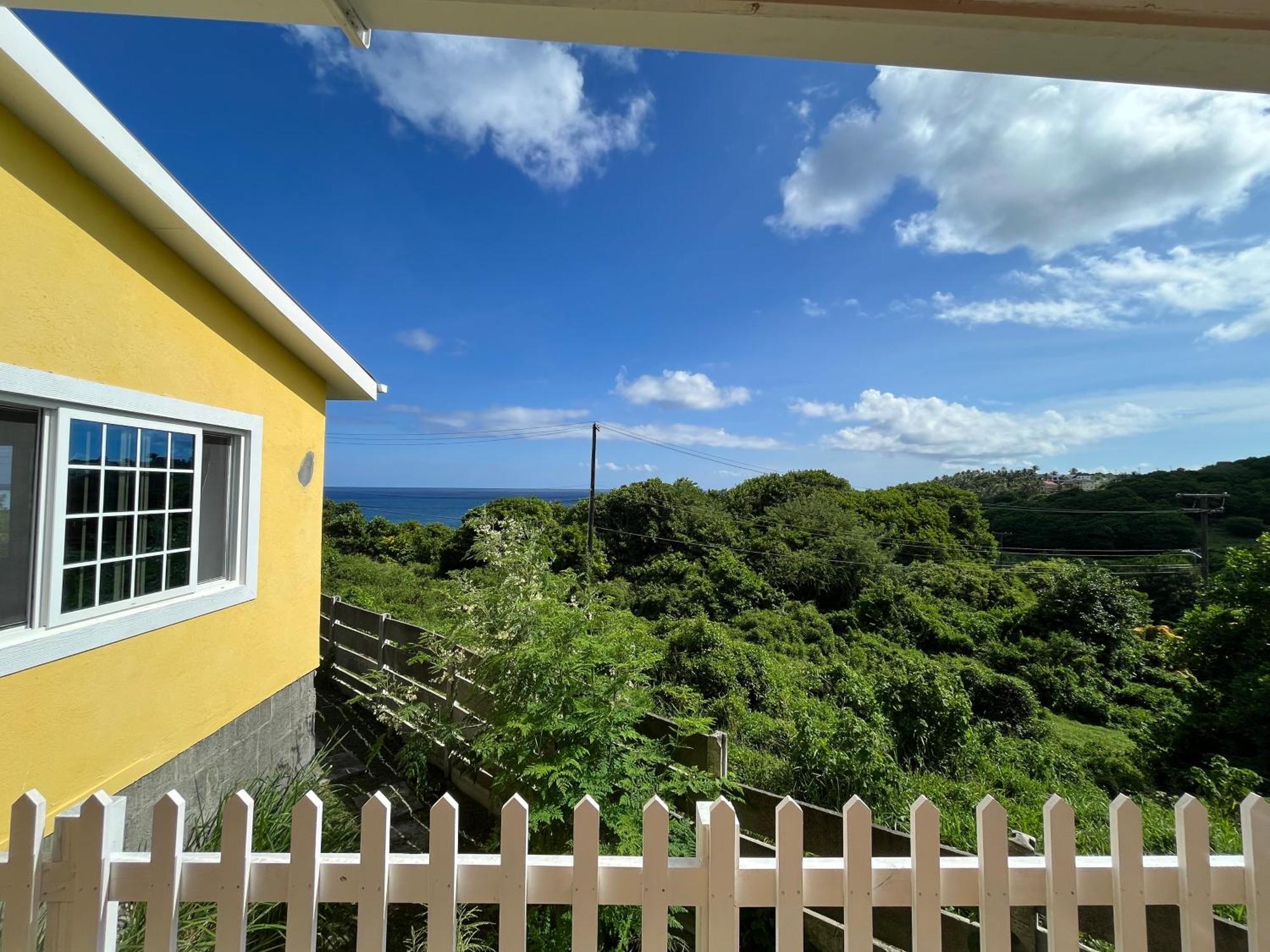 Waves Villa Guesthouse キングスタウン エクステリア 写真